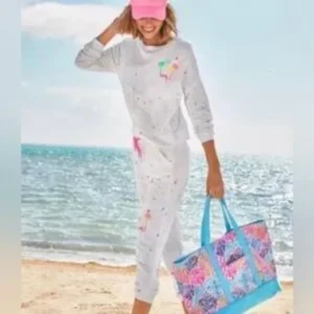 The Lilly Pulitzer Sheridan sweatshirt and pants in Splatter Paint NWT